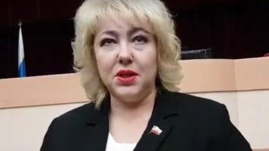 Ольга Болякина считает что ее родственники работают в рамках закона и что закупка у единственного поставщика не является таковой