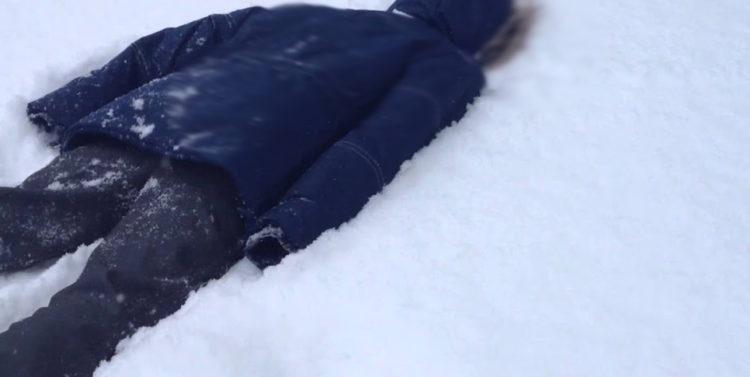 В снегу на улице Пролетарской прохожие нашли умирающего балаковца