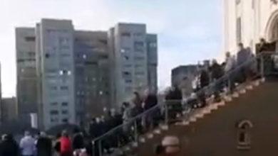 В разгар пандемии воронежцы выстроились в огромную очередь в храм