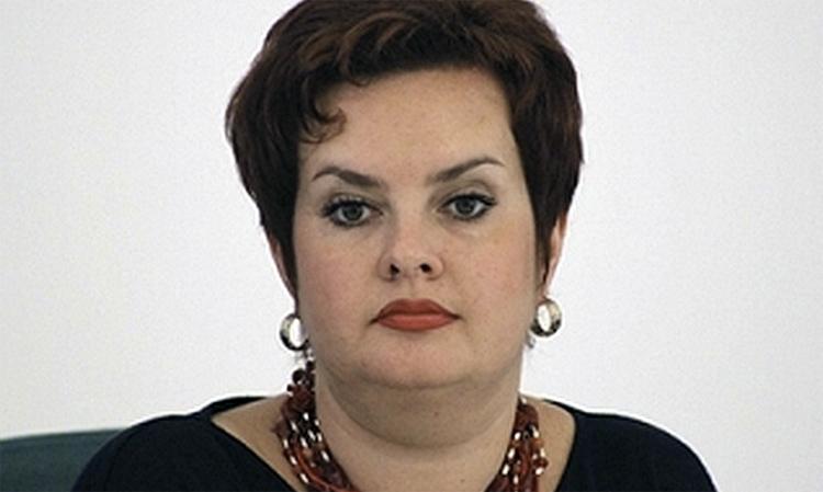 Министр Саратовской области лишилась должности после скандала с закупкой одноразовых масок