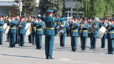 Шествие ко Дню Победы проведут в Саратове без зрителей и ветеранов