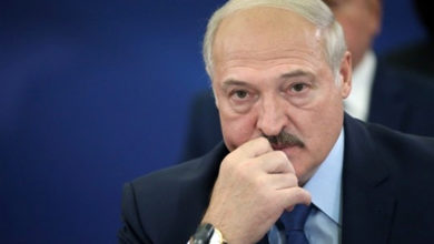 Лукашенко заявил что перенес коронавирус на ногах