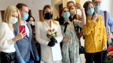 В балаковском загсе на регистрации брака отныне могут присутствовать 8 человек включая молодоженов