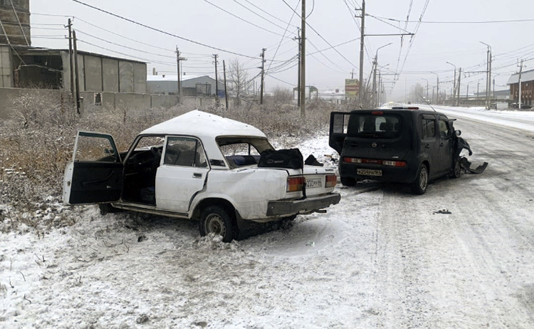 Зимняя резина ДТП не помеха на Транспортной в Балаково произошла авария с пострадавшими