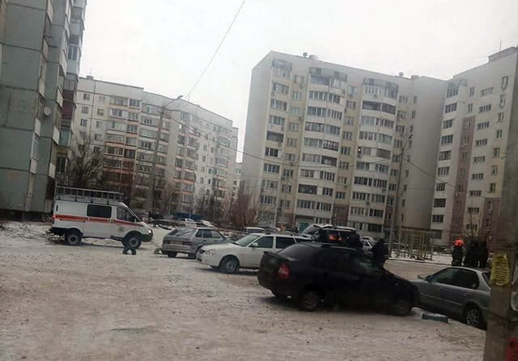 В Балаково из-за угрозы взрыва эвакуировали жильцов многоэтажки