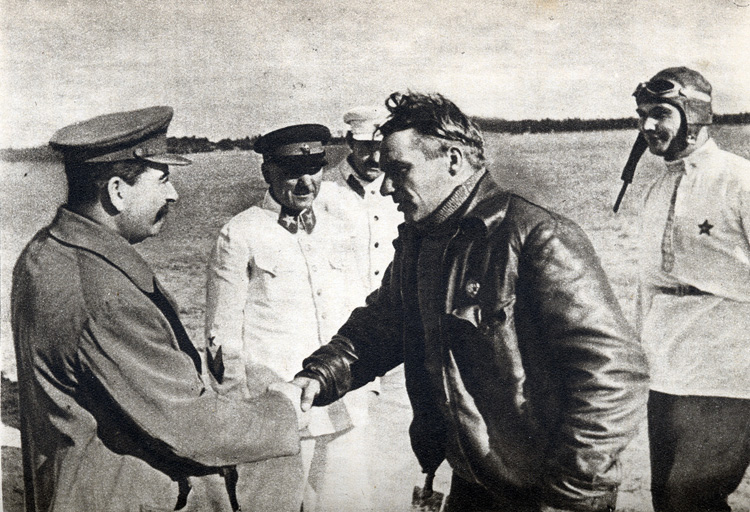 Как Гагарин и Чапаев вместе покорили космос