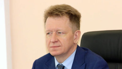 Балаковский врач Александр Овсяников стал заслуженным работником здравоохранения