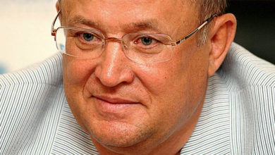 По итогам голосования на сайте Дмитрий Аяцков признан лучшим губернатором области