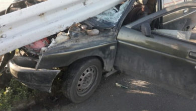 В Балаково отбойник буквально пробил «одиннадцатую», но водитель остался жив