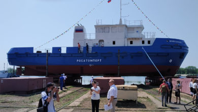 В Балаково идет подготовка к спуску на воду головного гидрографического судна «Юрий Бабаев»