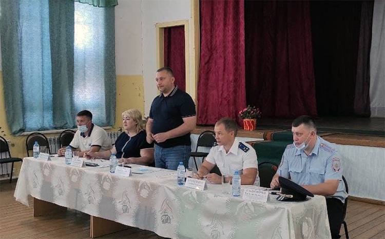 Сергей Грачев пообещал обеспечить жителей Пылковки водой