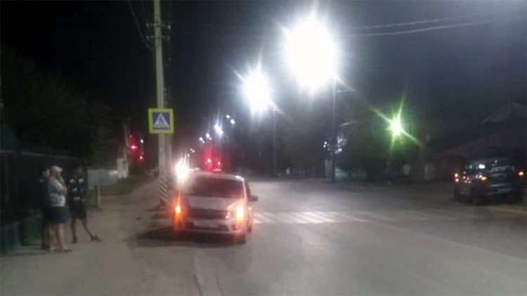 В Балаково на улице Комарова молодой водитель сбил девочку-подростка