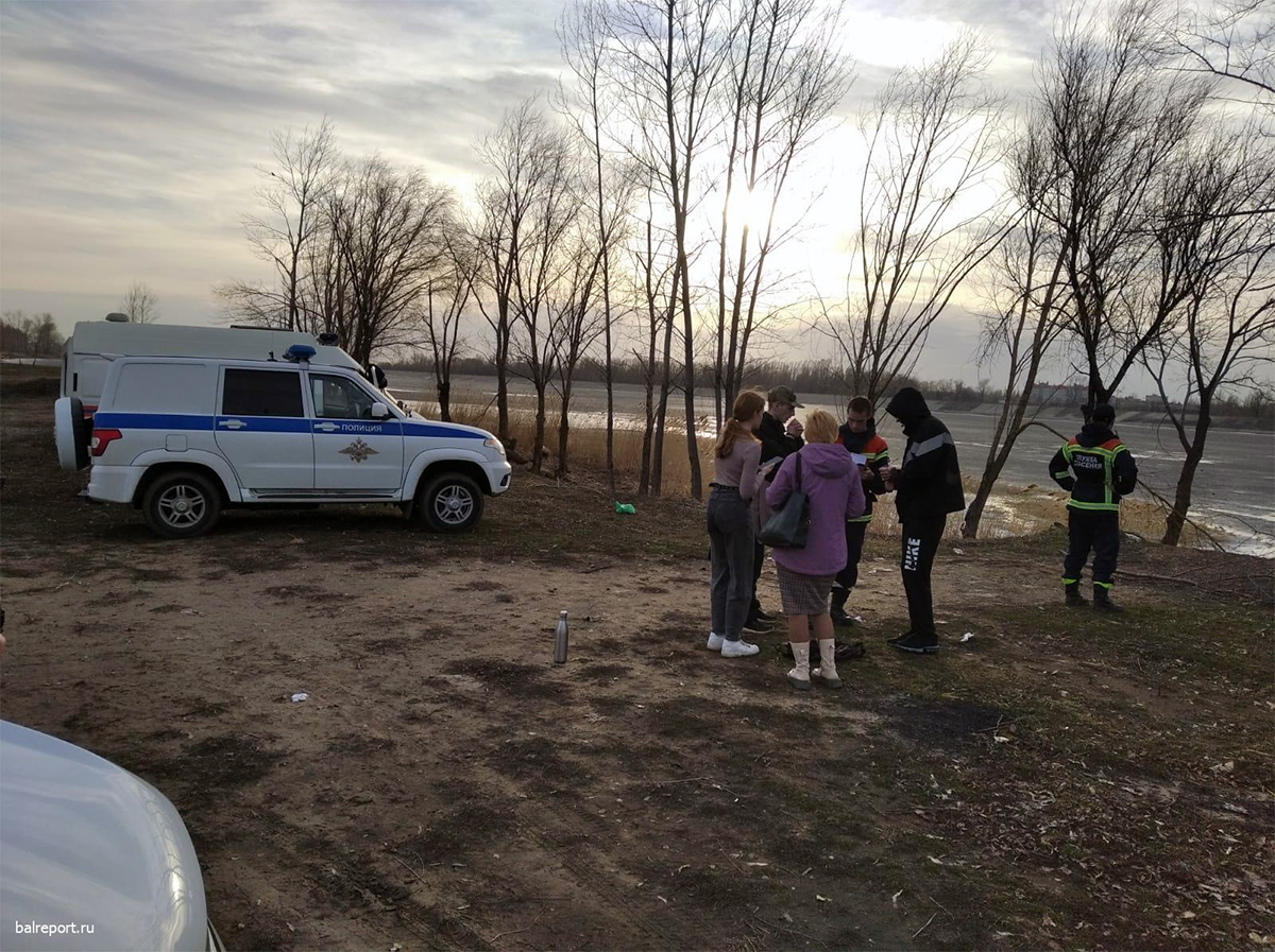 Герои вчерашнего дня: два парня из Балаково помогли девочке, провалившейся  под лёд | 04.04.2024 | Балаково - БезФормата